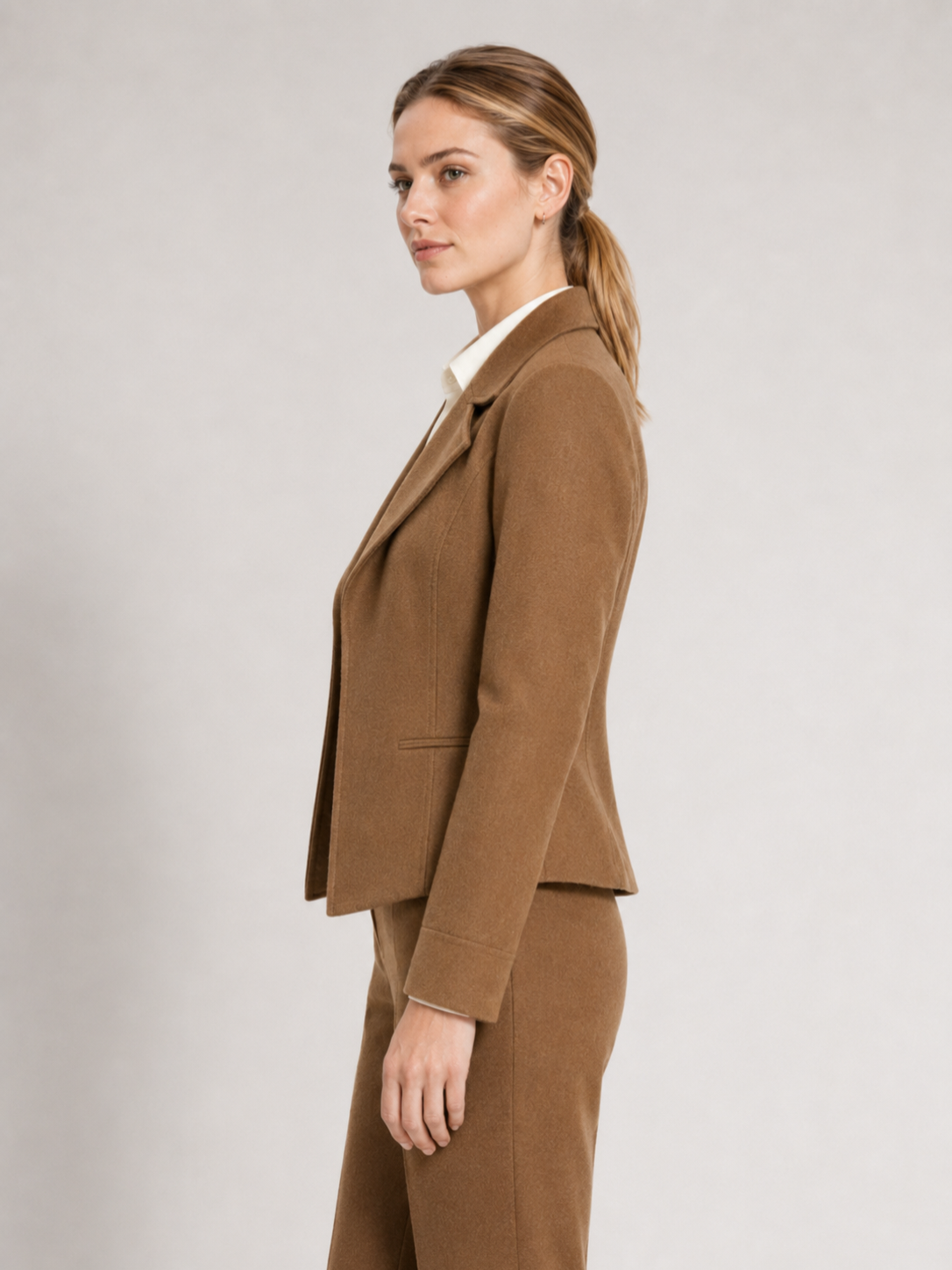 Women’s Cropped Blazer with Lapel Collar