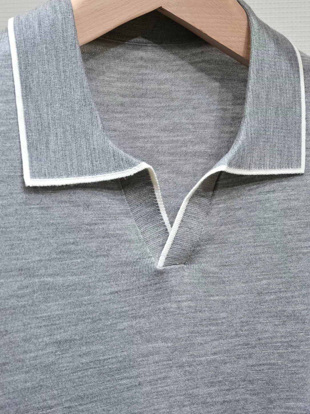 Men’s Polo Shirt with Contrast Collar